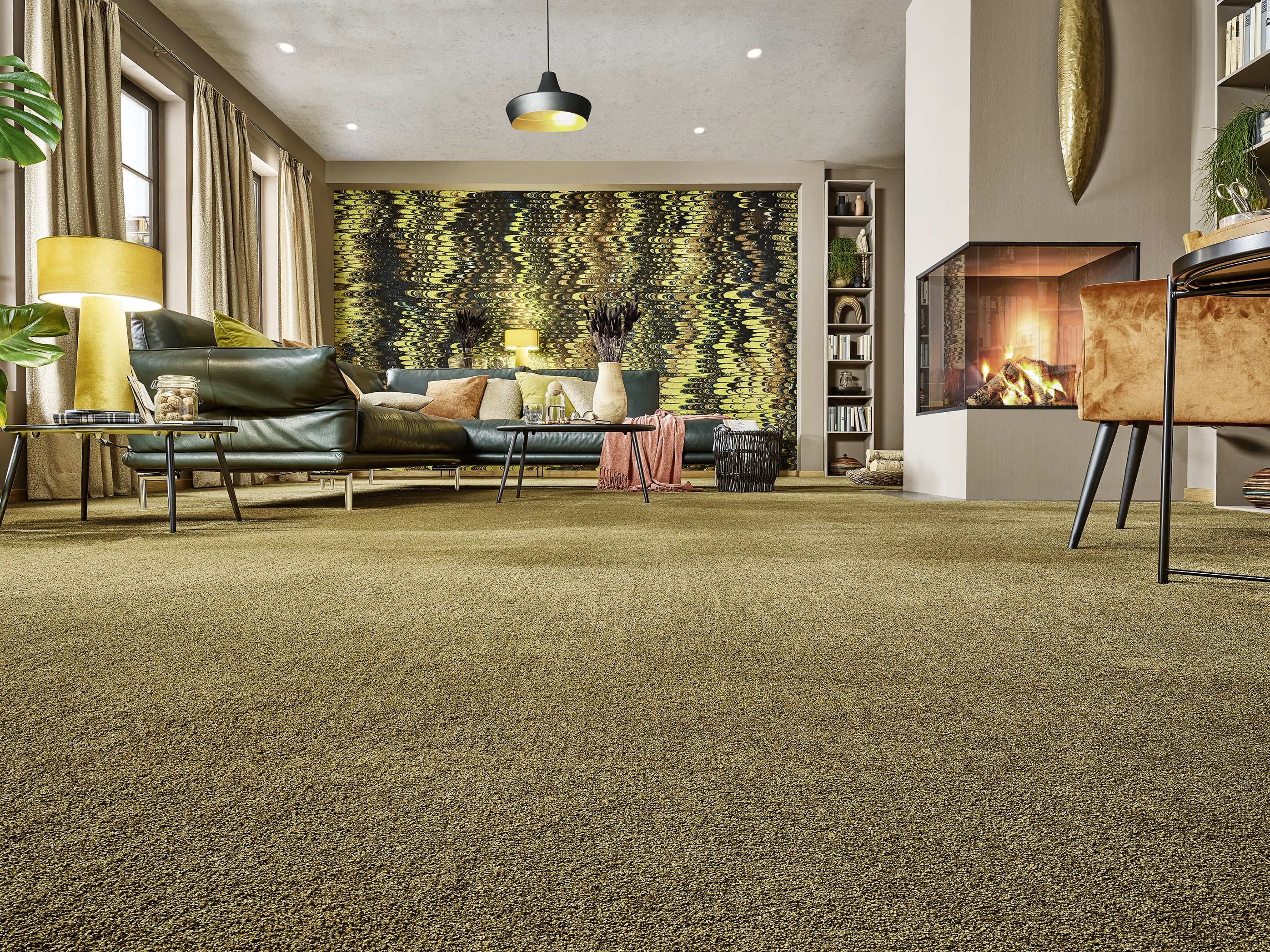 INKU Teppichboden Camillo 50 aus der Deluxe Balance Kollektion – erdiger Farbton für wohnliche Räume