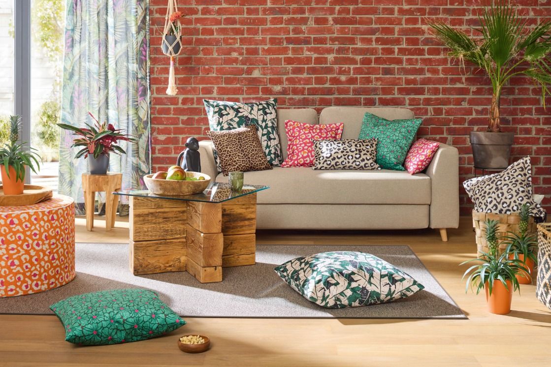 Besonders vielfältig und flexibel kombinierbar: Die neuen Möbelstoffe 729 Fancy von JOKA setzen Highlights. Fotos: W. &amp; L. Jordan GmbH