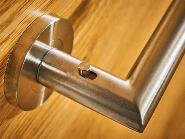 Sonstige Bauelemente / Türen