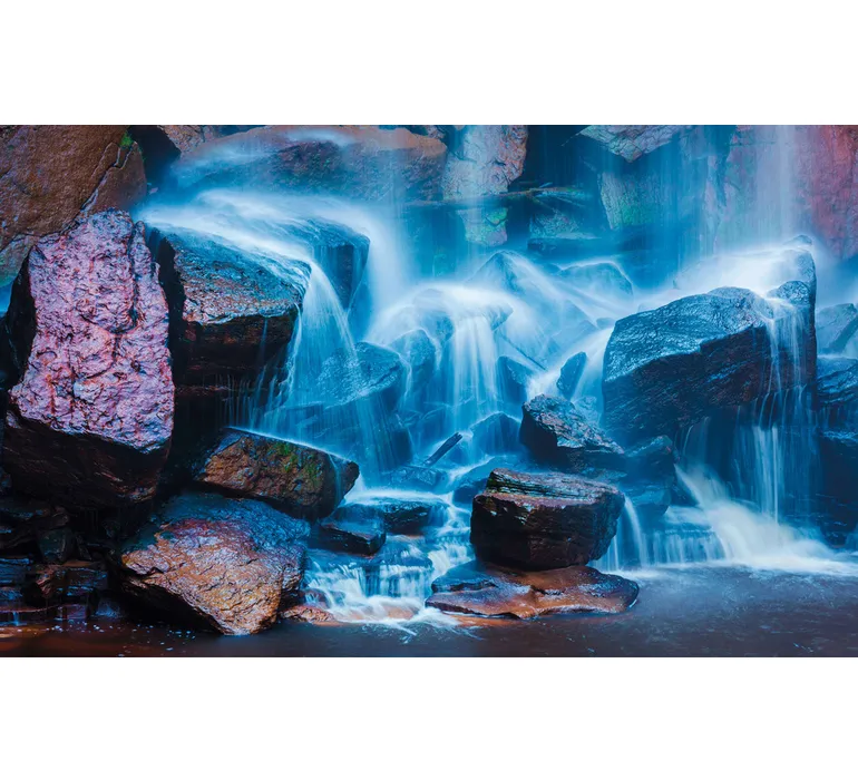 TAP Buchclub Aquamarin27 149 Blauer Wasserfall