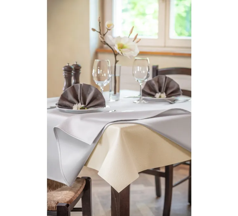 HEIZ422701 AKO_Compact_Tisch