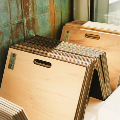 Stapelbare Musterplatten im Abverkaufsbereich