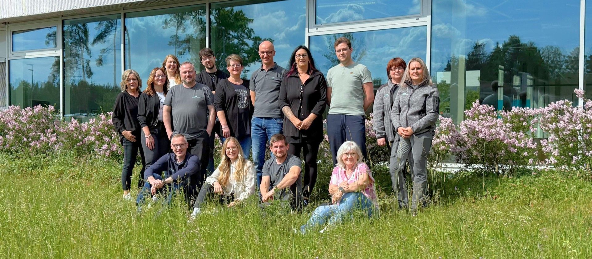 Teamfoto Mai schmal