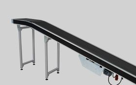 Gurtförderer mit Mittenantrieb und oberen Abschnitt 820 mm