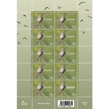 KB_Grauammer_032024 A sheet of Austrian Post stamps, 2023, 0.95 Euro: Greenfinch on a green background with flying birds.