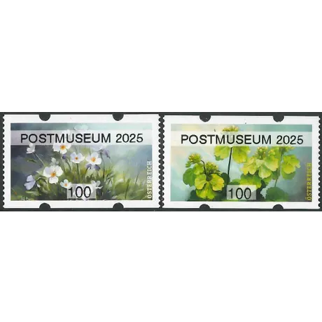 Briefmarken Österreich 2025, Nominale 1,00 Euro: Wildblumen und grüne Blätter, 'Postmuseum 2025'.