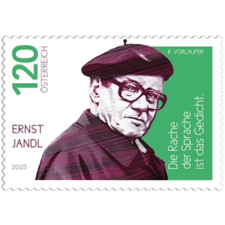 Briefmarke mit dem Porträt von Ernst Jandl, der eine Brille und ein Barett trägt. Text auf der Marke: „120 ÖSTERREICH“, „ERNST JANDL“, „2025“, „E. VORLÄUFER“ und das Zitat „Die Rache der Sprache ist das Gedicht.