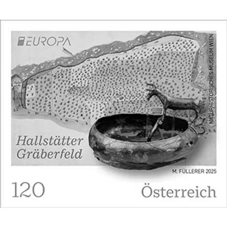 SD_Gräberfeld in Hallstatt_0525 Austrian stamp 2025, nominal value 1.20 euros: Hallstatt burial field with archaeological artifacts.